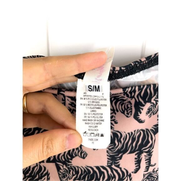 FP Movement X Onzie Take Me Away Tiger Crop Top Free People Size S/M - Picture 6 of 11